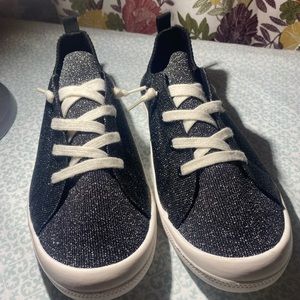 Size 9WW Torrid Silver Metallic Glitter Sneaker - Black and sparkly - worn once